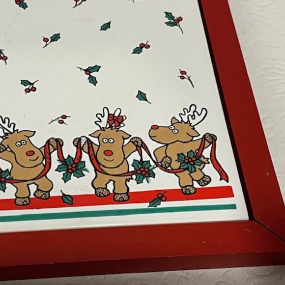 VTG Christmas Reindeer Dancing Ceramic Tile Trivet w/Red Wood Frame 7.25" - Picture 9 of 13